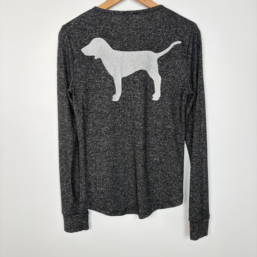 PINK Victoria's Secret‎ Womens Long Sleeve Sleepwear Top M Gray Glitter Dog Logo - Picture 2 of 12